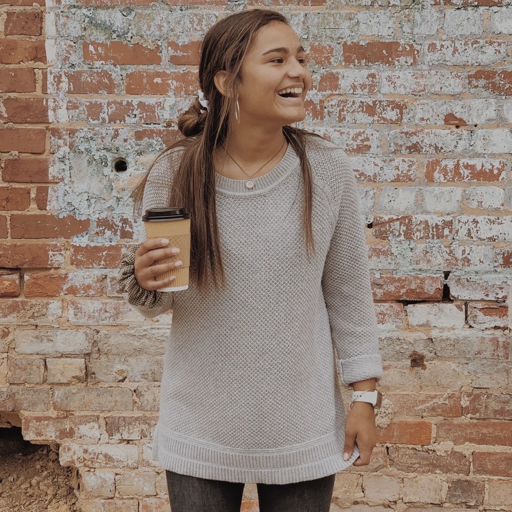 Meet your Posher, Alyssa